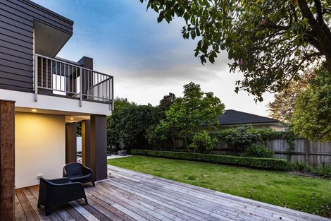 Photo of property in 17 Helmores Lane, Merivale, Christchurch, 8014