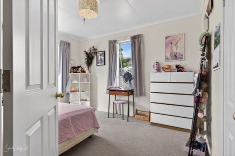 Photo of property in 20 View Street, Maungaturoto, 0520