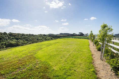 Photo of property in 15 Chatfield Lane, Aokautere, Palmerston North, 4471