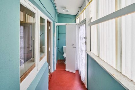 Photo of property in 49 Riddlers Crescent, Petone, Lower Hutt, 5012