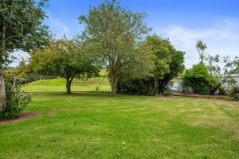 Photo of property in 376 Mangakura Road, Helensville, 0875