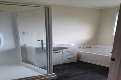 Photo of property in 2/36 Chipping Lane, Redwood, Christchurch, 8051