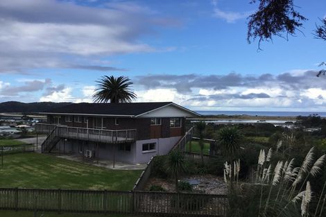 Photo of property in 21 Kakariki Road, Ngunguru, Whangarei, 0173