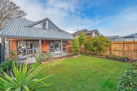 Photo of property in 1/24 Blighs Road, Strowan, Christchurch, 8052