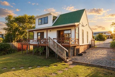 Photo of property in 7 Mayne Place, Snells Beach, 0920