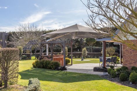 Photo of property in 973 Hoskyns Road, West Melton, Christchurch, 7671