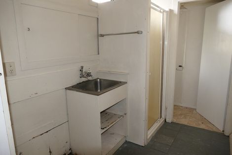 Photo of property in 9 Akarana Avenue, Mount Roskill, Auckland, 1041