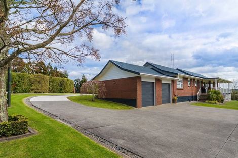 Photo of property in 140 Kaipara Road, Papakura, 2582