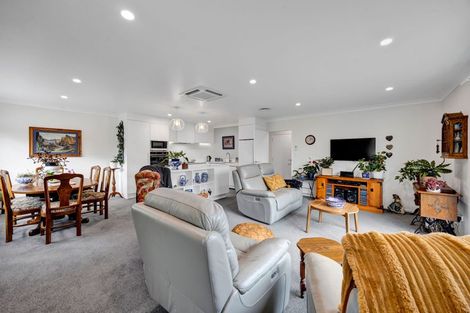 Photo of property in 12a Morrissey Street, Hawera, 4610