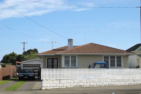 Photo of property in 49 Gonville Avenue, Gonville, Whanganui, 4501