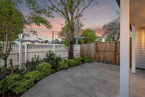 Photo of property in 2/285 Selwyn Street, Spreydon, Christchurch, 8024