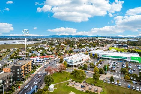 Photo of property in 107/2 Rauroa Lane, Hobsonville, Auckland, 0616