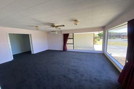 Photo of property in 19 Roskilda Crescent, Taradale, Napier, 4112
