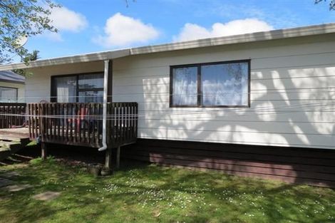 Photo of property in 3 Robertson Road, Favona, Auckland, 2024