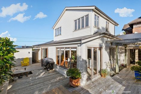 Photo of property in 72 Pitt Street, Wadestown, Wellington, 6012