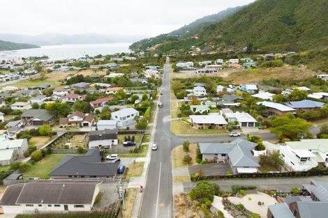 Photo of property in 68 Moana View Road, Waikawa, Picton, 7220