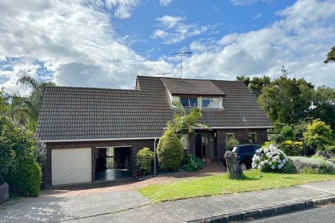Photo of property in 74 Cheriton Road, Mellons Bay, Auckland, 2014