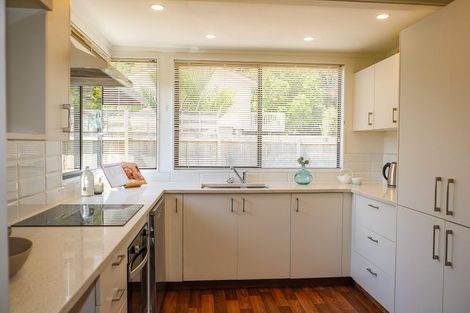 Photo of property in 48a Brixton Road, Manly, Whangaparaoa, 0930