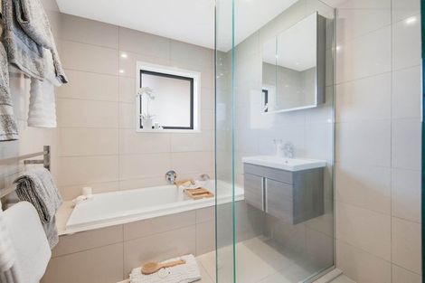 Photo of property in 9 Carmen Terrace, Snells Beach, 0920