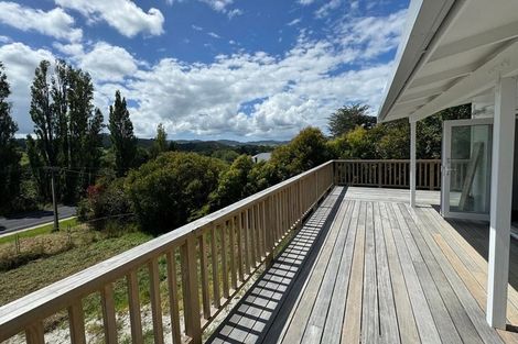 Photo of property in 60 Hurndall Street East, Maungaturoto, 0520