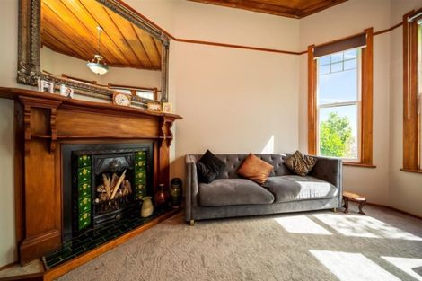 Photo of property in 70 Disraeli Street, Hawera, 4610