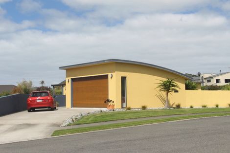 Photo of property in 3 Goldsbury Place, Otamatea, Whanganui, 4500