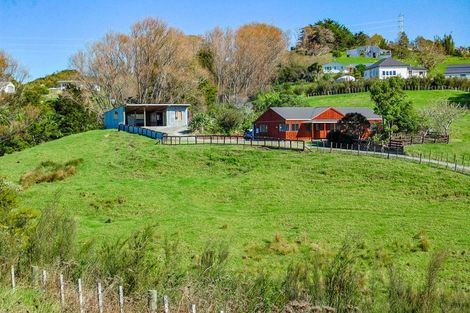 Photo of property in 82 Settlement Road, Kaiwaka, 0573