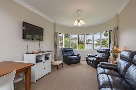 Photo of property in 5 Henry Street, Ebdentown, Upper Hutt, 5018