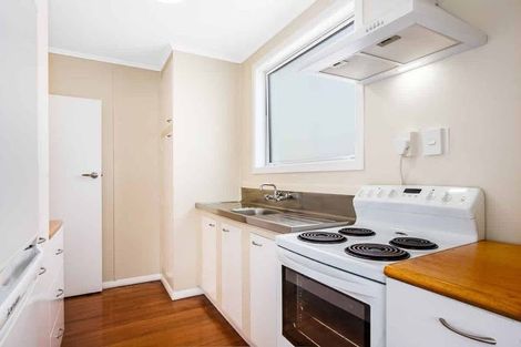 Photo of property in 19 Gloucester Street, Cannons Creek, Porirua, 5024