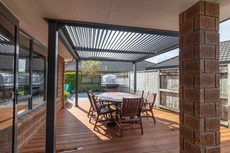 Photo of property in 48 Tennyson Avenue, Kelvin Grove, Palmerston North, 4414