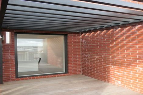 Photo of property in 8/2 Marlborough Crescent, Hobsonville, Auckland, 0616