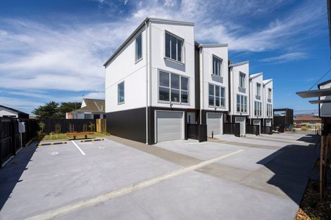 Photo of property in 4/12 Lonsdale Street, New Brighton, Christchurch, 8083