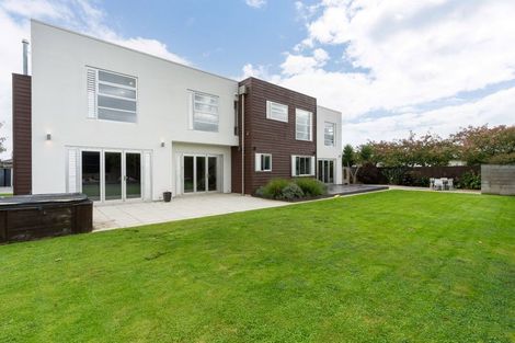 Photo of property in 24 Okarito Avenue, Levin, 5510