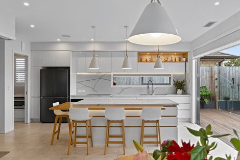 Photo of property in 64 Sandhurst Drive, Papamoa Beach, Papamoa, 3118