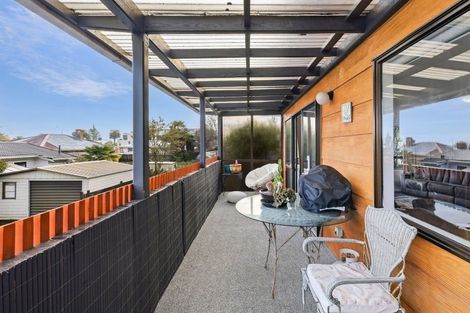 Photo of property in 2/19 Tahunanui Drive, Tahunanui, Nelson, 7011