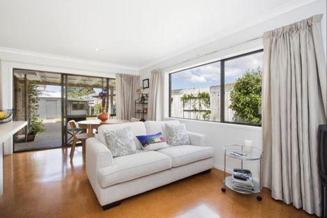 Photo of property in 11 Mulgan Street, Katikati, 3129