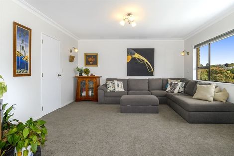 Photo of property in 73 Sutherland Road, Brookfield, Tauranga, 3110