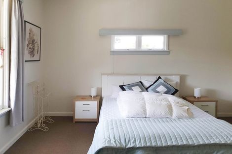 Photo of property in 2/68 Shakespeare Road, Bluff Hill, Napier, 4110