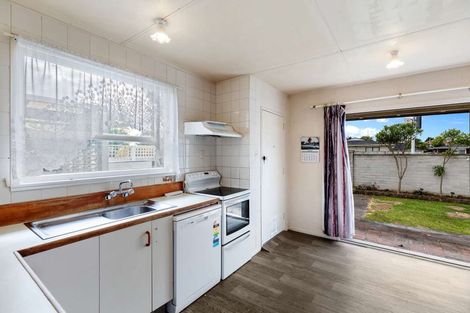 Photo of property in 11 Ajax Place, Highbury, Palmerston North, 4412