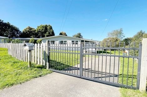 Photo of property in 5 Rondorlyn Place, Manurewa, Auckland, 2102