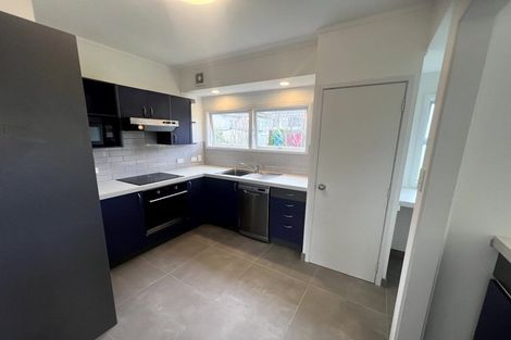 Photo of property in 1/3 Exmouth Road, Northcote, Auckland, 0627