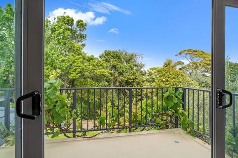 Photo of property in 29 La Lena Grove, Fitzherbert, Palmerston North, 4410