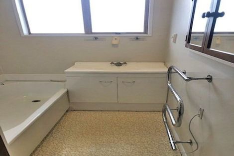 Photo of property in 11 Bob Reid Crescent, Darfield, 7571