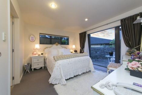 Photo of property in 37 Starlight Cove, Hobsonville, Auckland, 0618