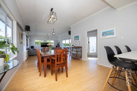 Photo of property in 83 Mount Albion Rise, Taupaki, Henderson, 0782