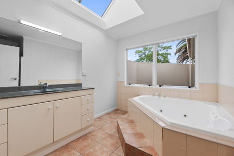 Photo of property in 7 Plateau Heights, Mount Maunganui, 3116