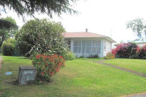 Photo of property in 15 Tairere Crescent, Rosehill, Papakura, 2113