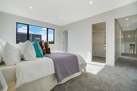 Photo of property in 2 Laquinta Place, Flat Bush, Auckland, 2019