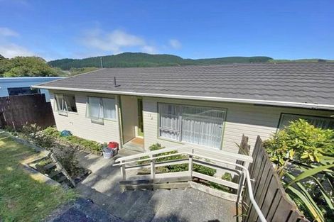 Photo of property in 15b Florio Terrace, Tawa, Wellington, 5028
