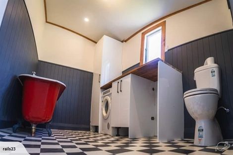 Photo of property in 21 Townsend Road, Miramar, Wellington, 6022